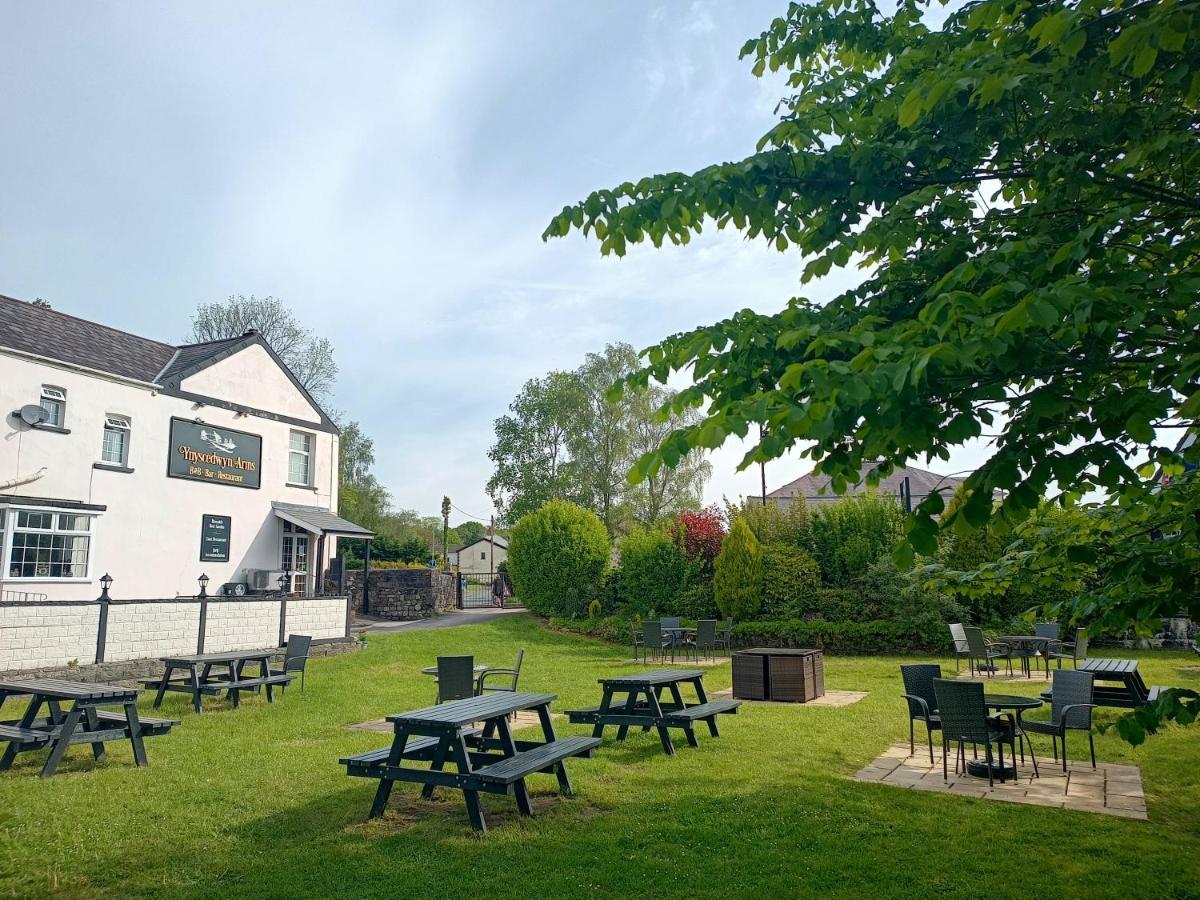 The Ynyscedwyn Arms Hotel سوانسي المظهر الخارجي الصورة